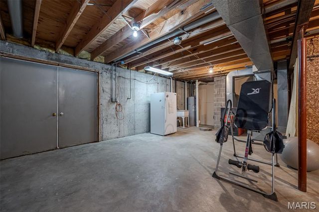 480 Lone Pine Lane, St Clair, MO 63077