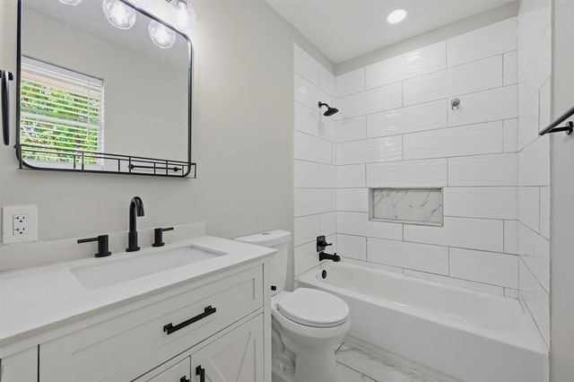 1808 Robin Drive, Sherman, TX 75092