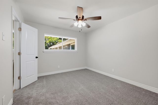 1808 Robin Drive, Sherman, TX 75092