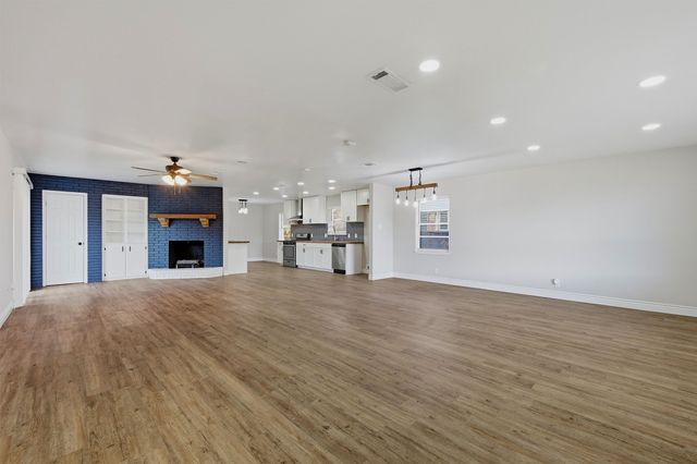 1808 Robin Drive, Sherman, TX 75092