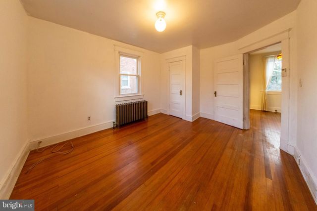 4302 SHERIDAN ST, University Park, MD 20782