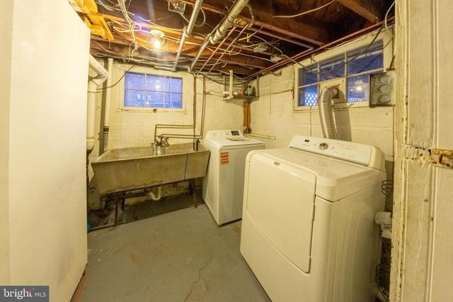 4302 SHERIDAN ST, University Park, MD 20782