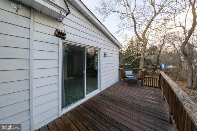 4302 SHERIDAN ST, University Park, MD 20782