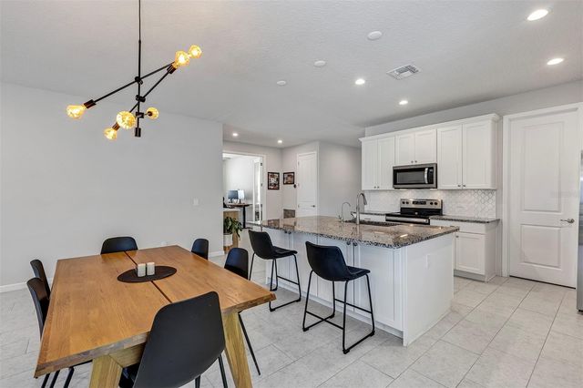 3393 BLUFF OAK LANE, Sanford, FL 32771