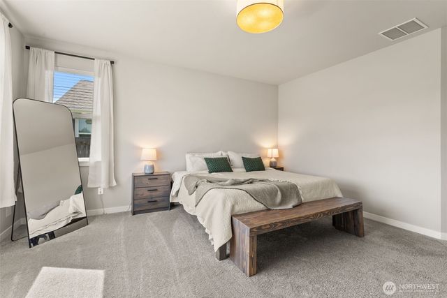 3489 Division Street, Enumclaw, WA 98022