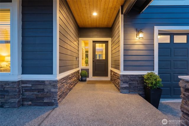 3489 Division Street, Enumclaw, WA 98022