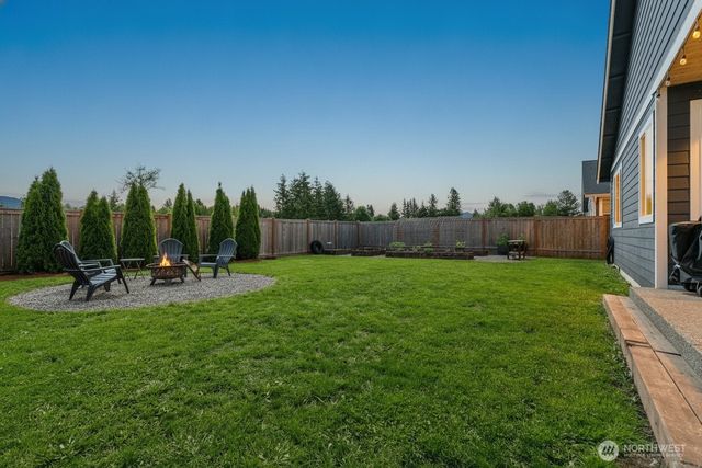 3489 Division Street, Enumclaw, WA 98022