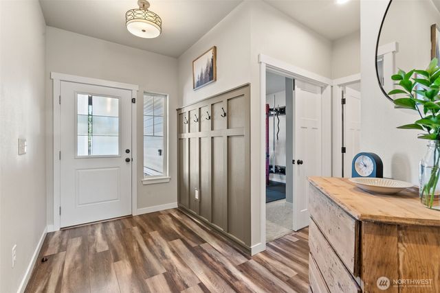 3489 Division Street, Enumclaw, WA 98022