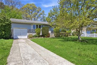 50 Arlene Drive, Brentwood, NY 11717
