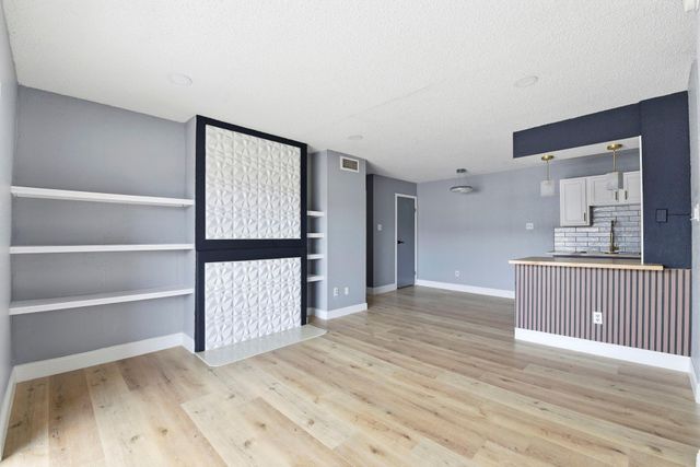 2750 Holly Hall Street 1208, Houston, TX 77054