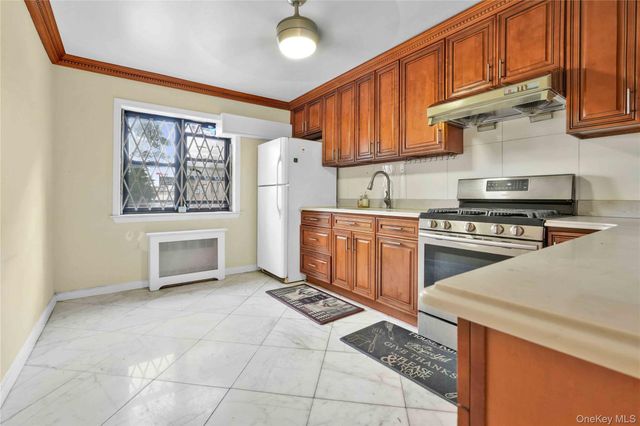 29-50 137th Street 1G, Flushing, NY 11354
