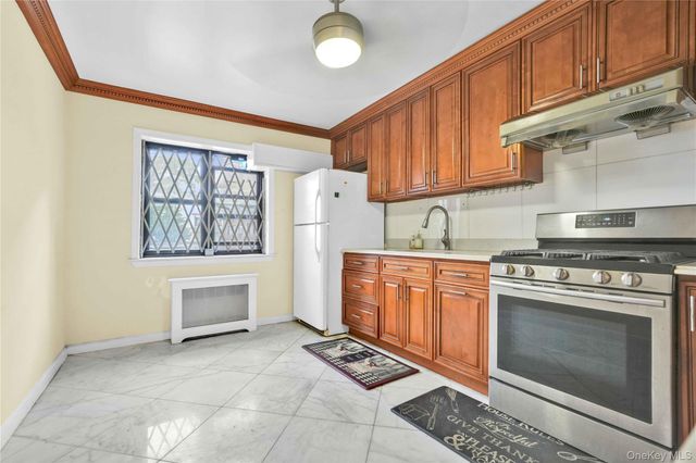 29-50 137th Street 1G, Flushing, NY 11354