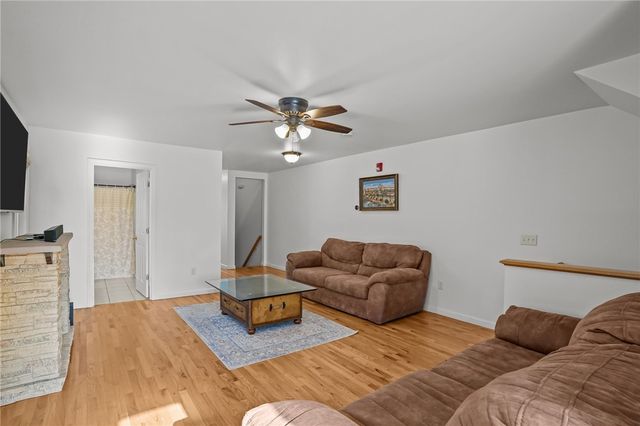 145 High Street D, Westerly, RI 02891