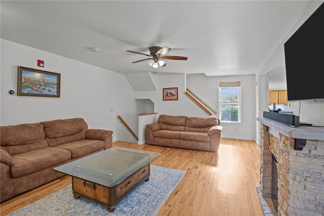 145 High Street D, Westerly, RI 02891