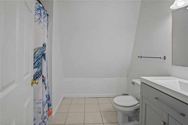 145 High Street D, Westerly, RI 02891