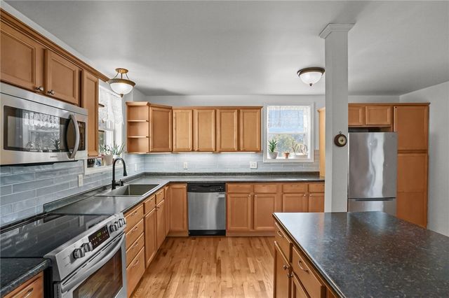 145 High Street D, Westerly, RI 02891