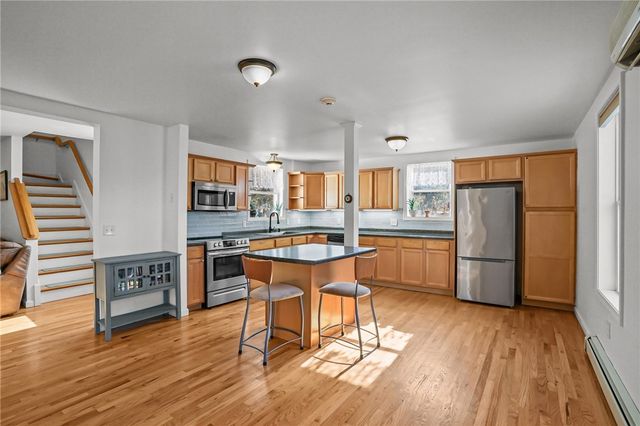 145 High Street D, Westerly, RI 02891