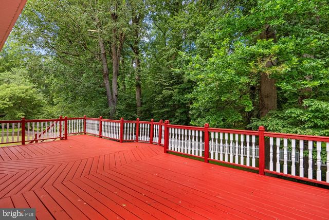 2229 DECKMAN LN, Silver Spring, MD 20906