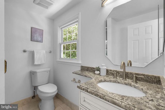 2229 DECKMAN LN, Silver Spring, MD 20906