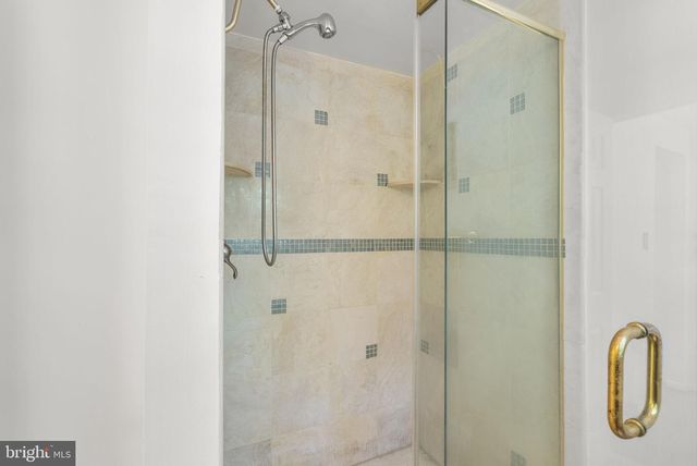 2229 DECKMAN LN, Silver Spring, MD 20906