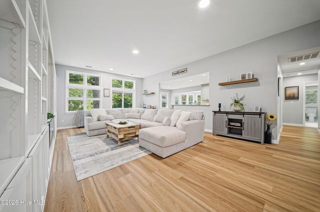 111 Little Circle, Hertford, NC 27944