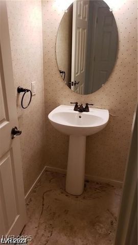 6684 Coronado Crest Avenue, Las Vegas, NV 89139