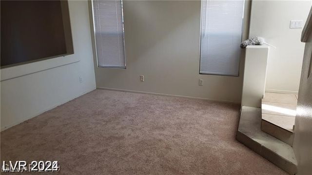 6684 Coronado Crest Avenue, Las Vegas, NV 89139