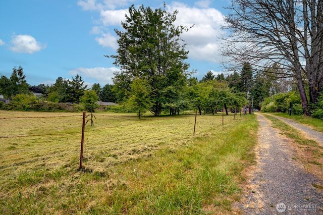 20221 Church Lake Road E, Bonney Lake, WA 98391