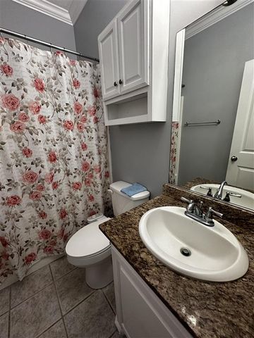 5738 LARCH Drive, Lake Charles, LA 70605