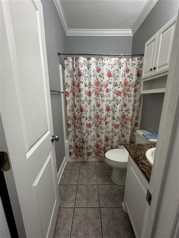 5738 LARCH Drive, Lake Charles, LA 70605