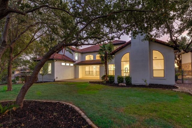 11516 Eagles Glen DR, Austin, TX 78732