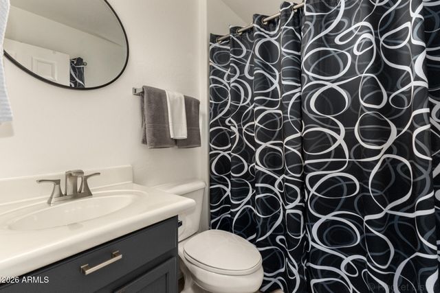 4676 E REDFIELD Road, Gilbert, AZ 85234