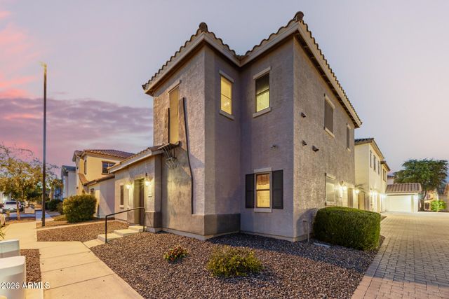 4676 E REDFIELD Road, Gilbert, AZ 85234