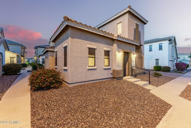 4676 E REDFIELD Road, Gilbert, AZ 85234