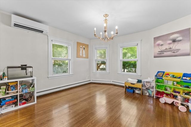 3 Oakland Park, Medford, MA 02155
