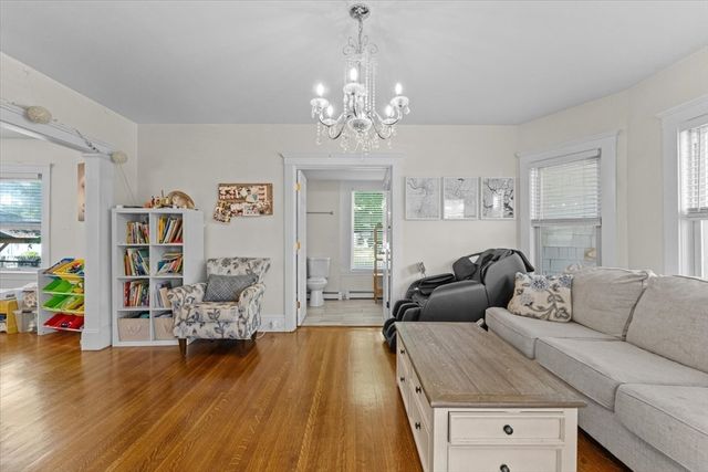 3 Oakland Park, Medford, MA 02155