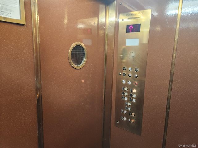 30 Cathedral Avenue 6B, Hempstead, NY 11550