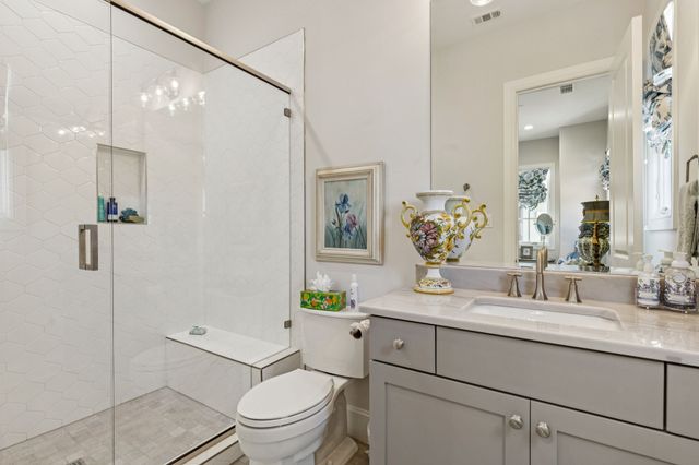 10 Comillas Drive, Westlake, TX 76262