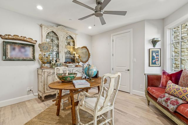 10 Comillas Drive, Westlake, TX 76262