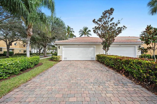 164 Soriano Drive, Jupiter, FL 33458
