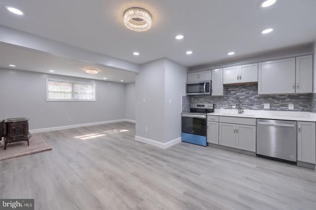 3495 EDENBRIDGE RD, York, PA 17402