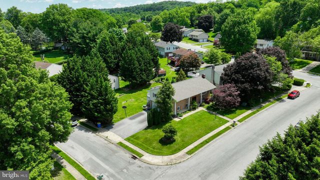 3495 EDENBRIDGE RD, York, PA 17402