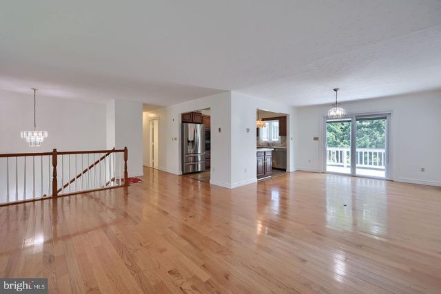 3495 EDENBRIDGE RD, York, PA 17402