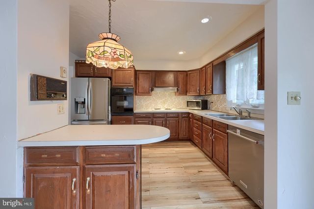 3495 EDENBRIDGE RD, York, PA 17402