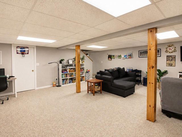 4 Killoran Drive, Essex Junction, VT 05452