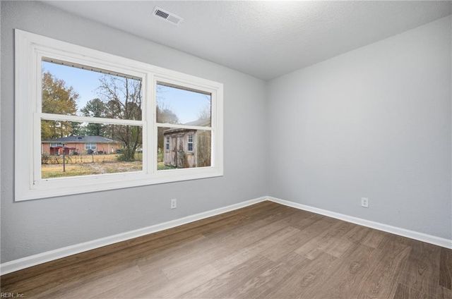 1505 Austin DR, Suffolk, VA 23434