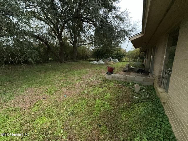 3833 John F Kennedy Boulevard, Jackson, MS 39213