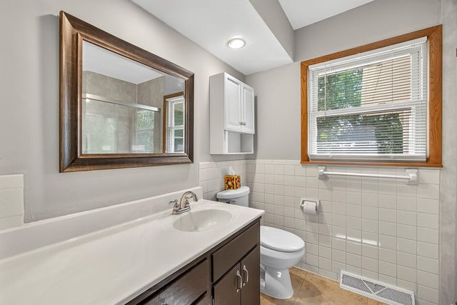 3244 East Gasconade Street, Springfield, MO 65804