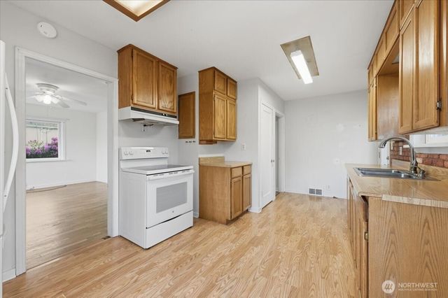 4624 N Pearl Street, Tacoma, WA 98407