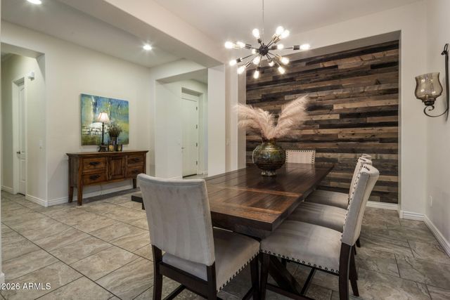 2815 E ODESSA Street, Mesa, AZ 85213